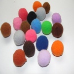 Polyester pom poms